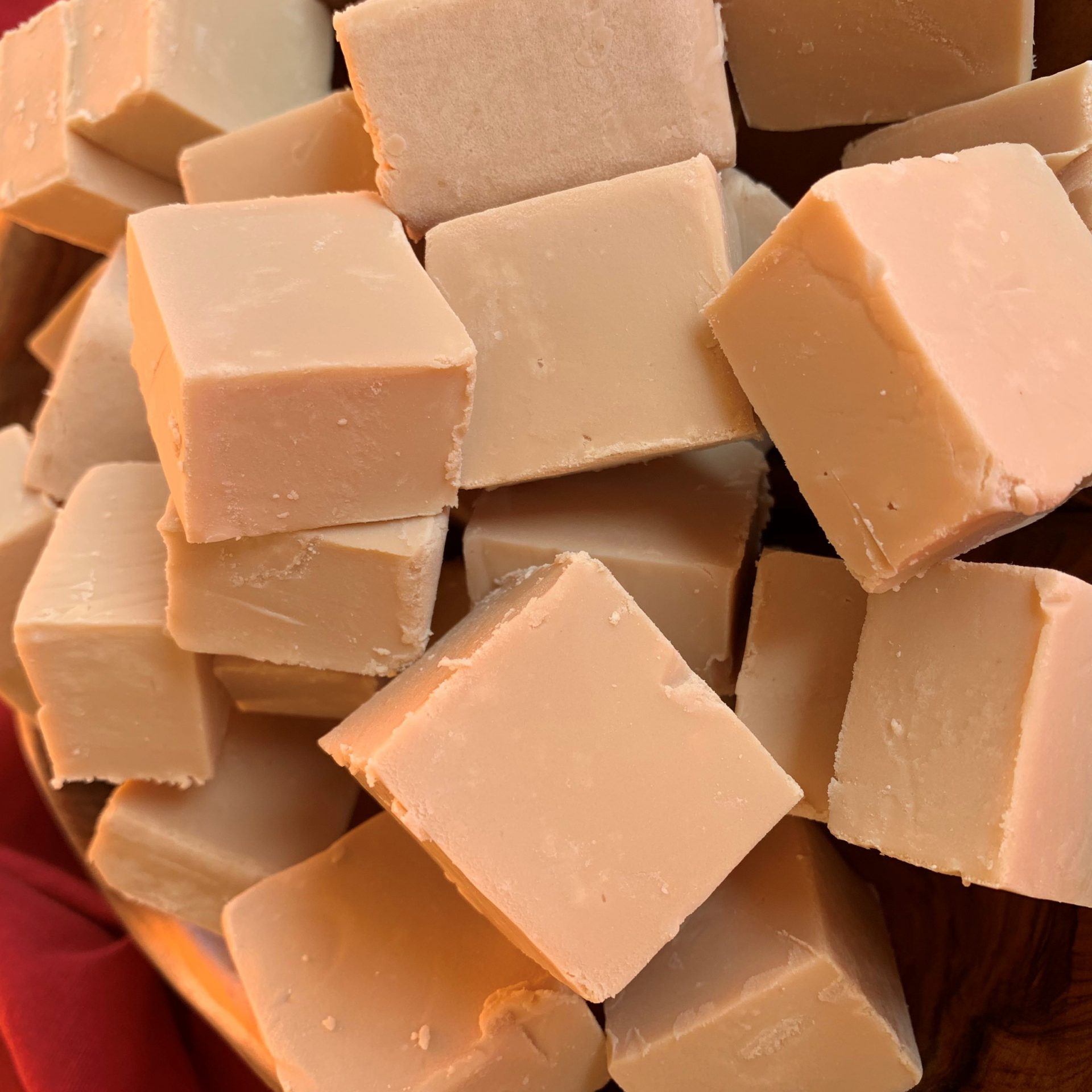 Milchcreme Karamell, Clotted Cream Fudge – Süß Kraemerey